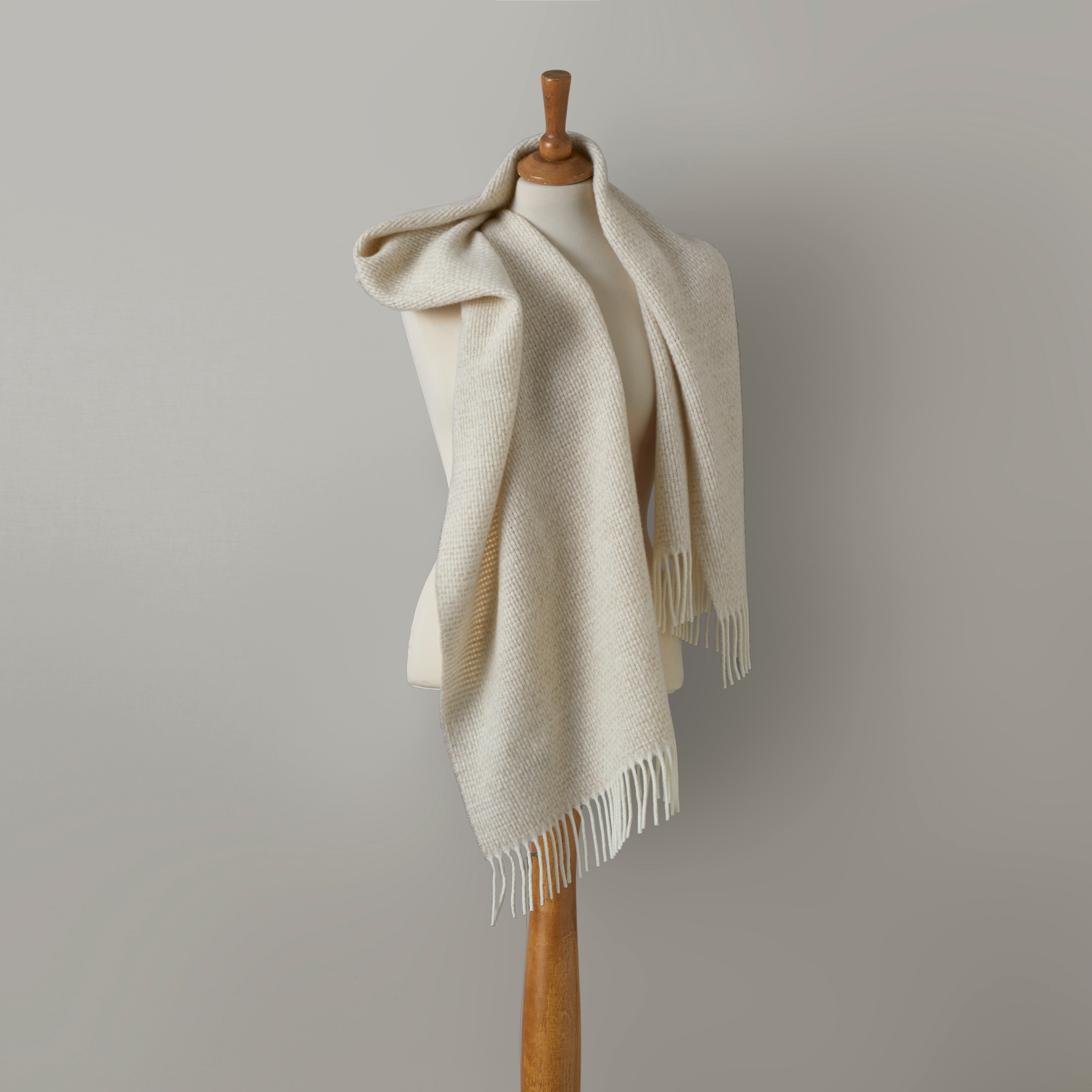 小物 archive scarf , off white Aira scarf, 42X190, soft cream – Kitty Sablu