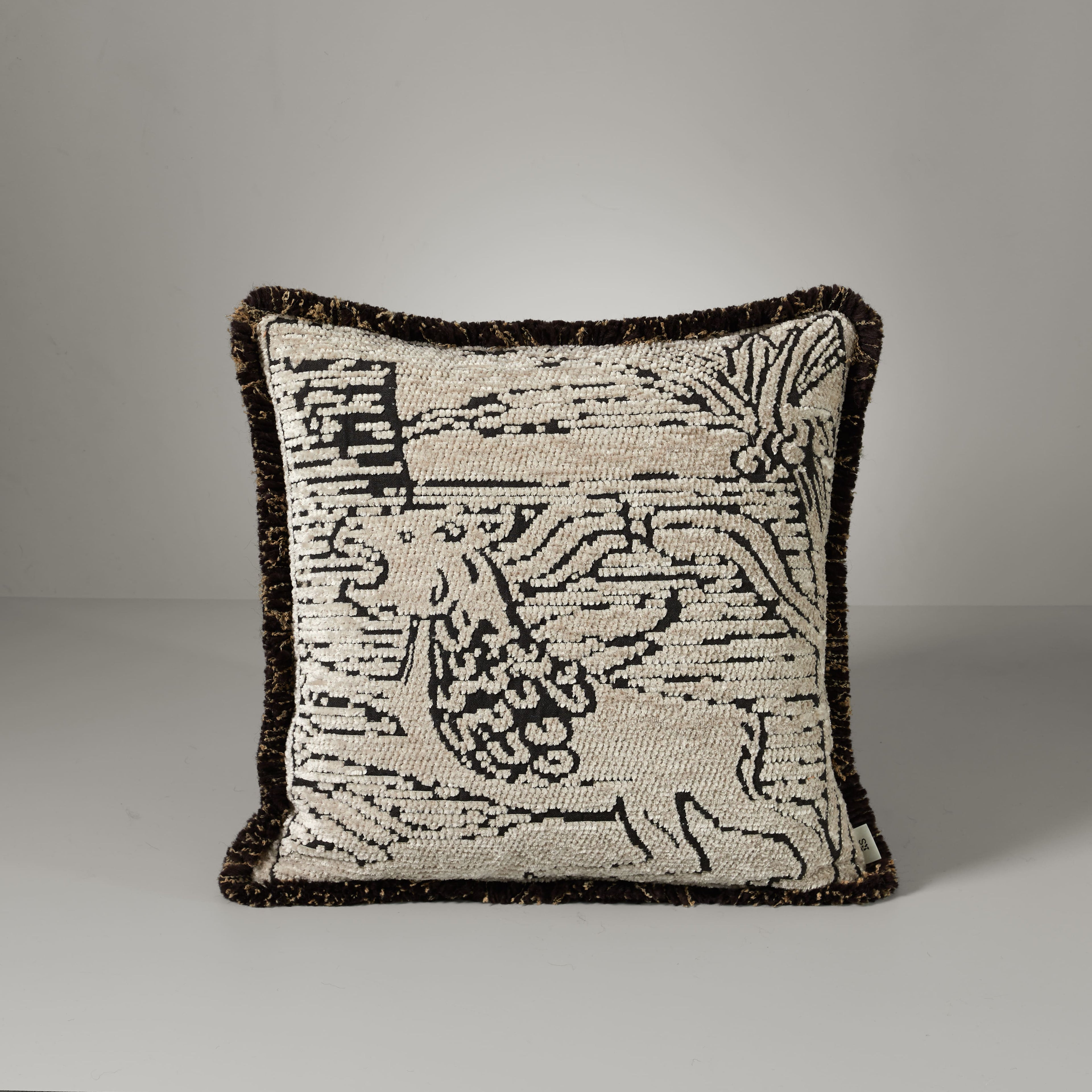 GM lion fringe cushion, 50X50, beige/brown