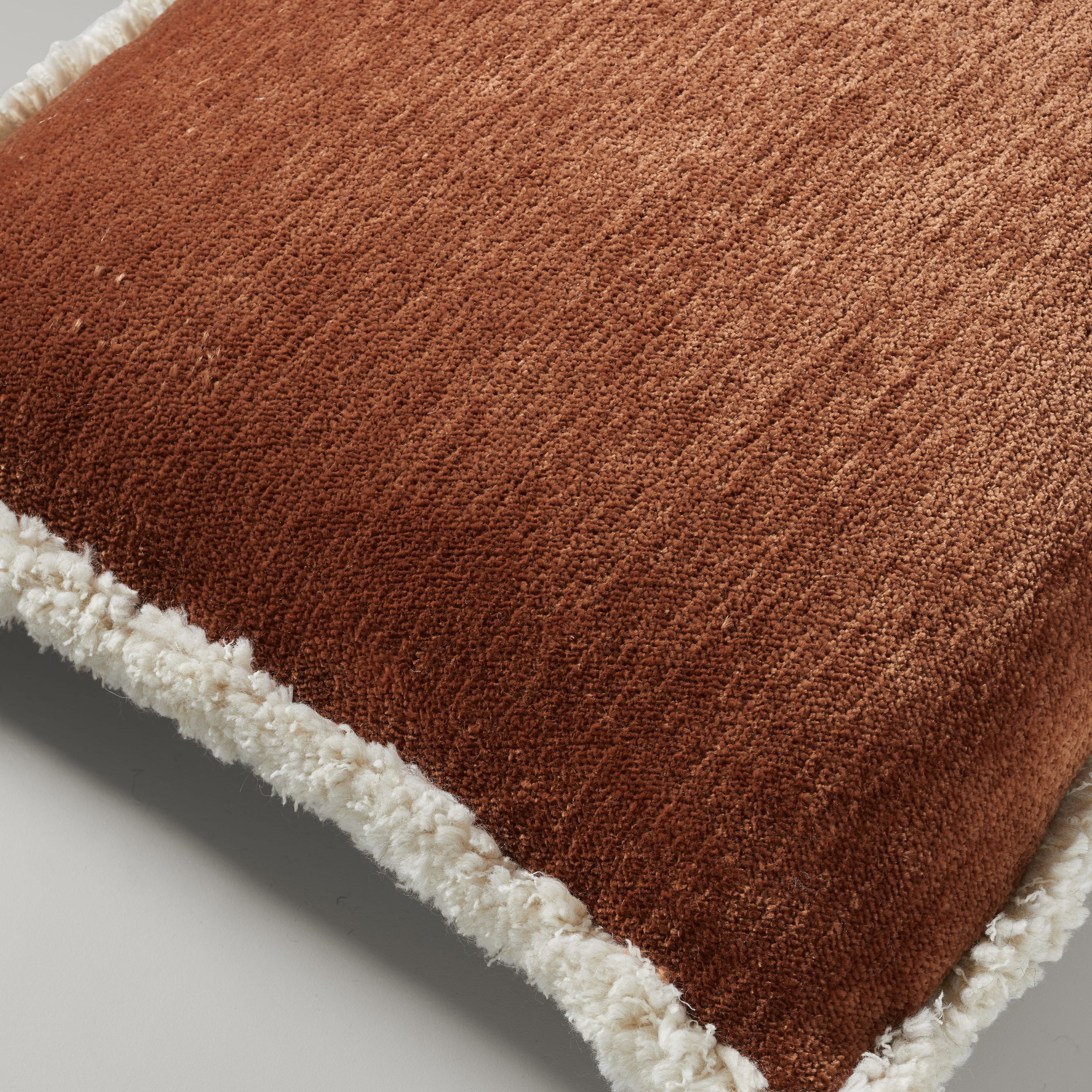 Ari chenille fringe cushion, 50X50, ruby rust