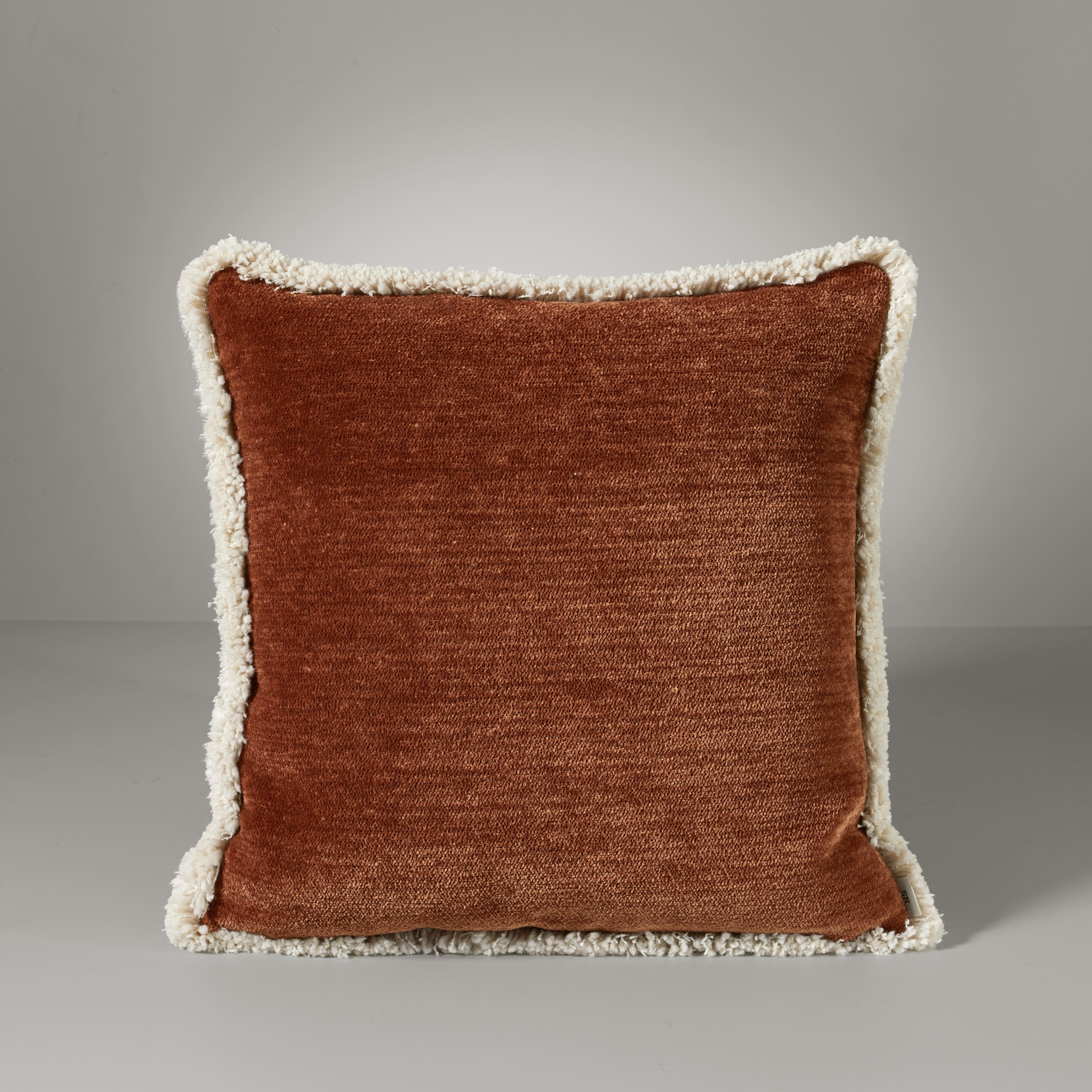 Ari chenille fringe cushion, 50X50, ruby rust
