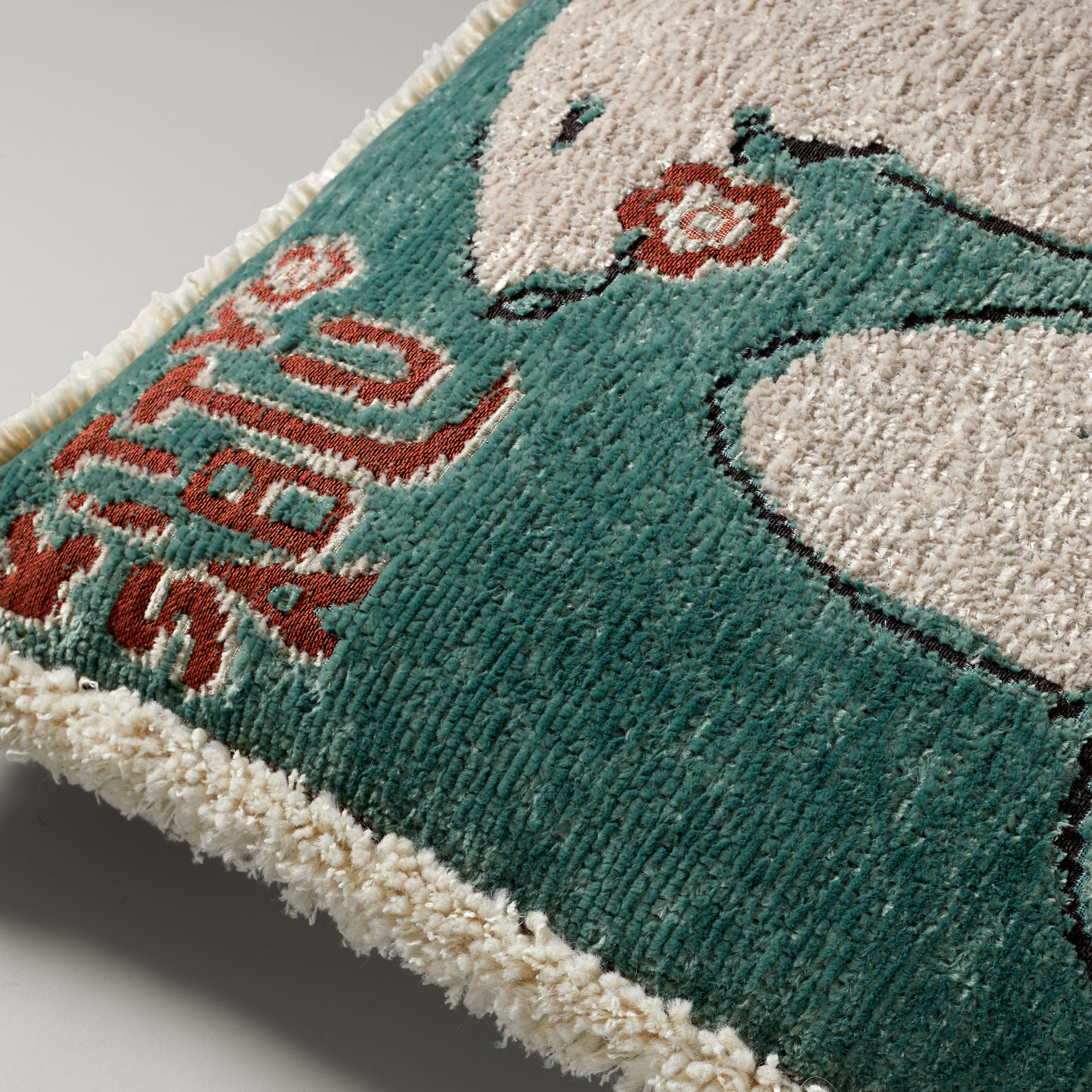 GM bear fringe cushion, 50X50, green/rust