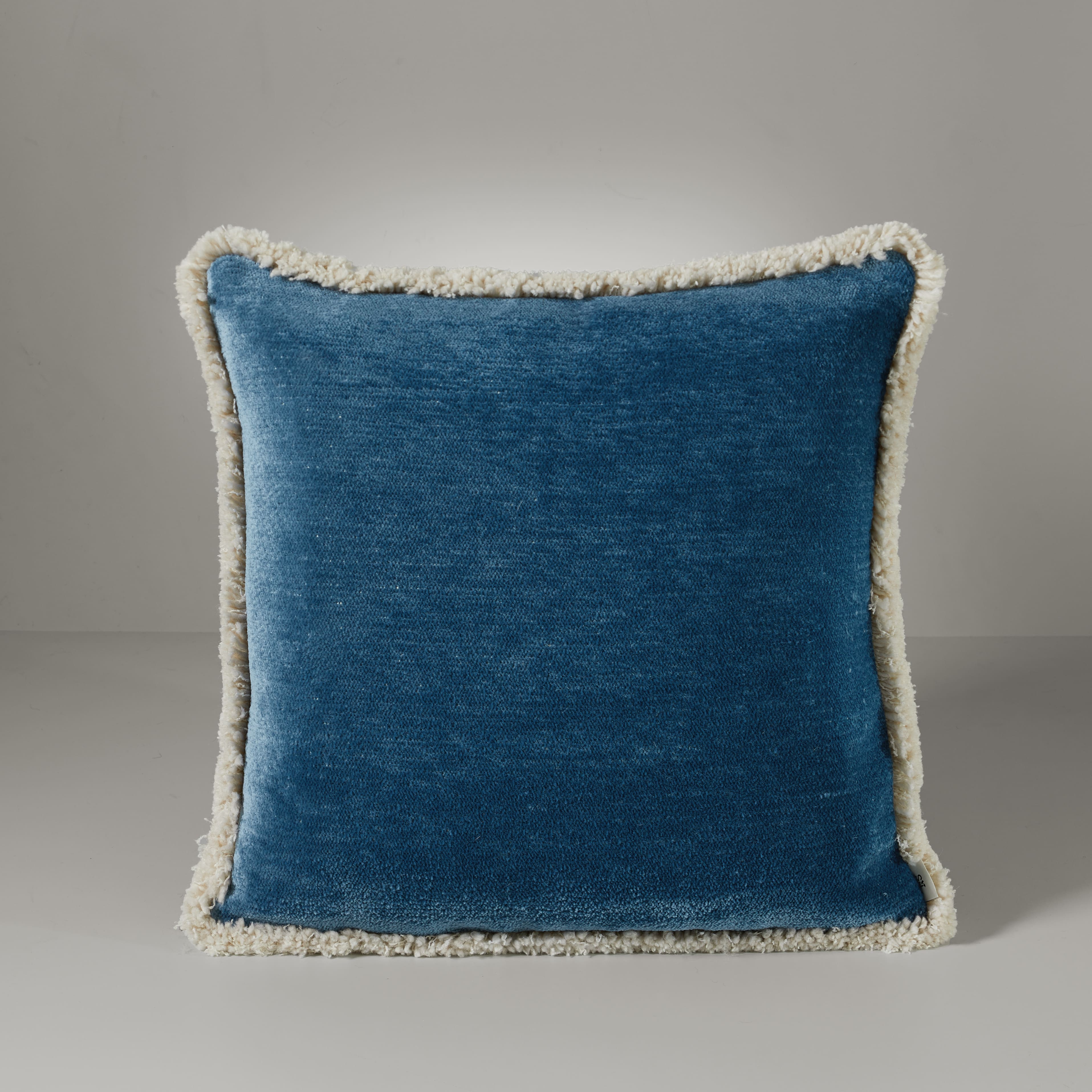Ari chenille fringe cushion, 50X50, bold blue