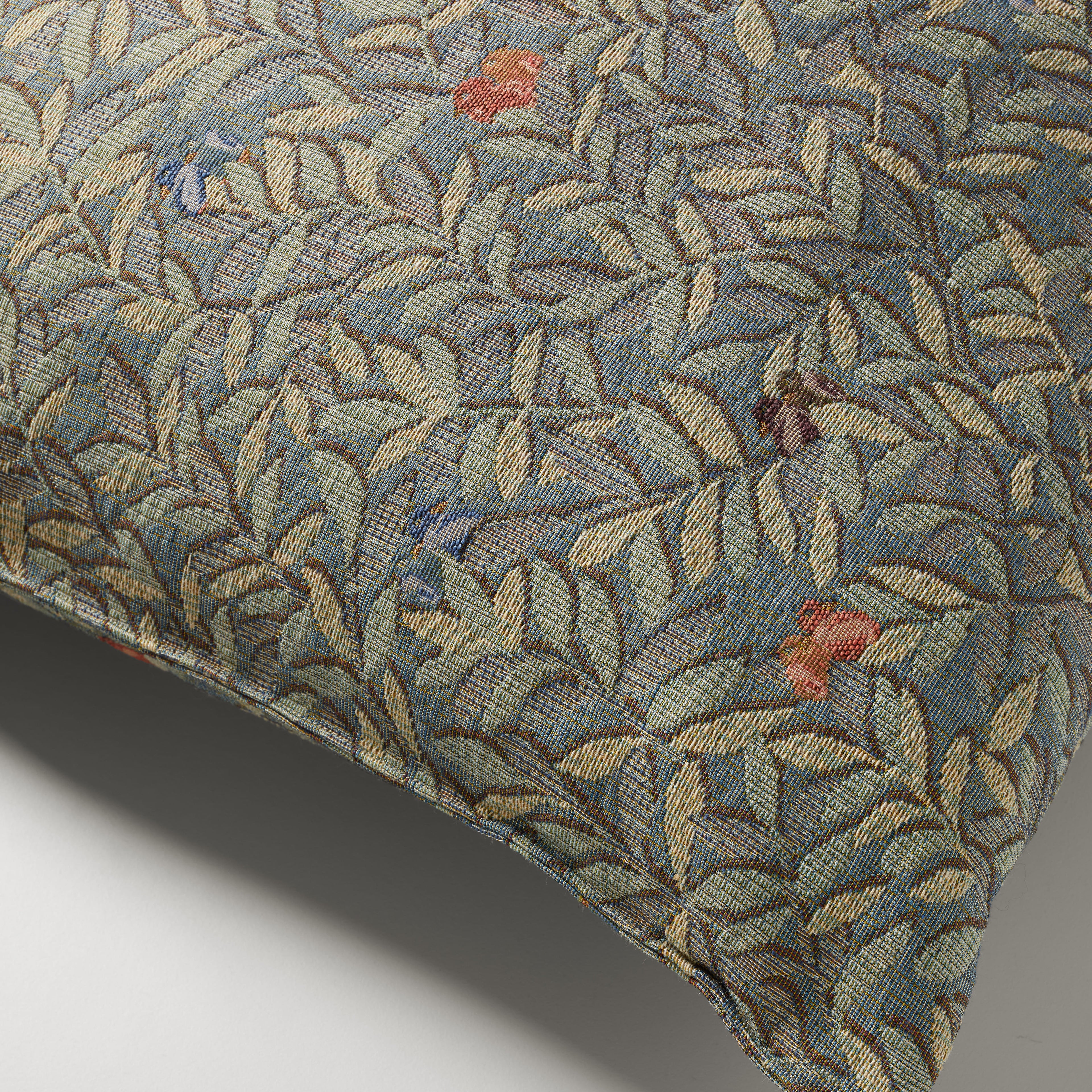 Aria birds cushion, green