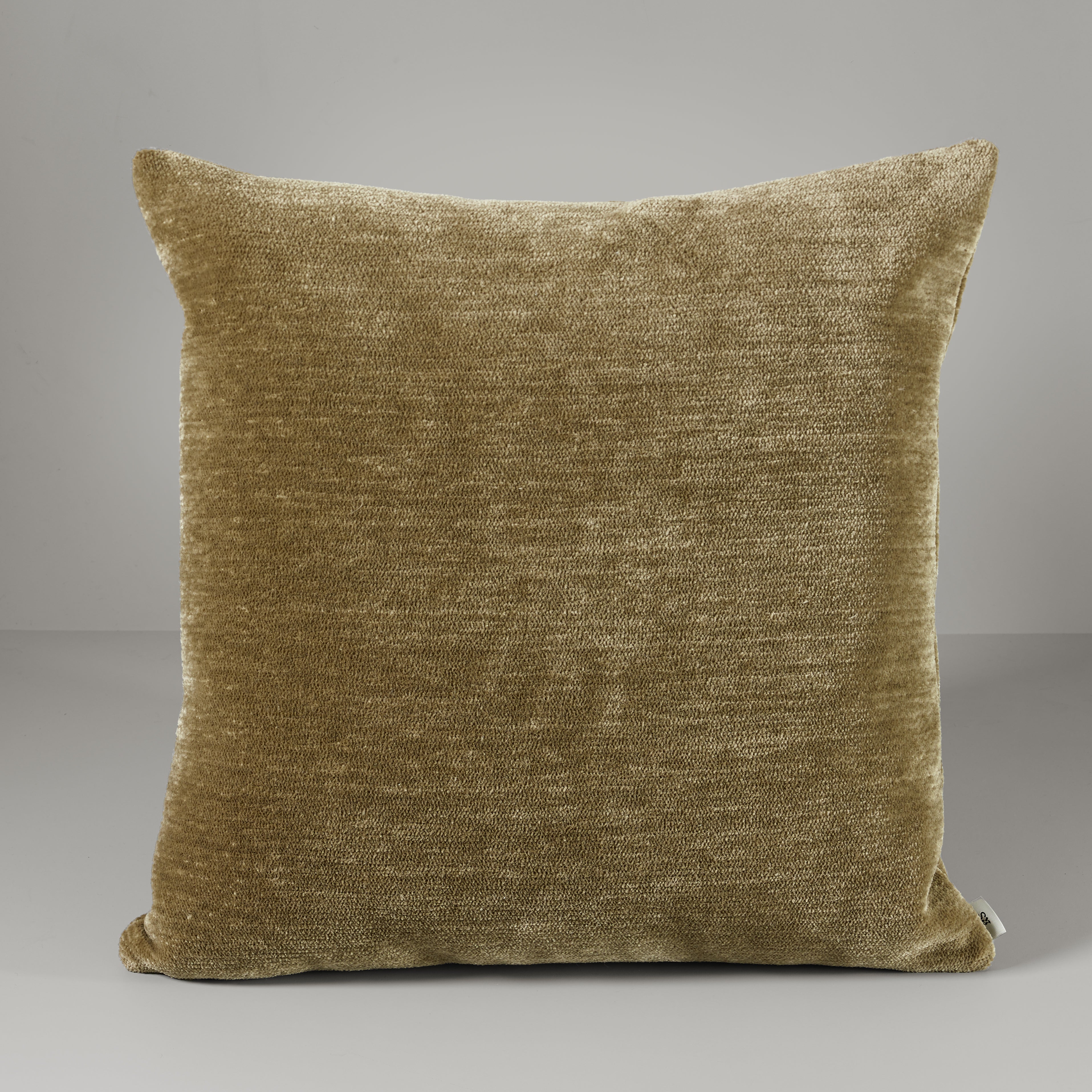 Ari chenille cushion, 60X60, touch of gold