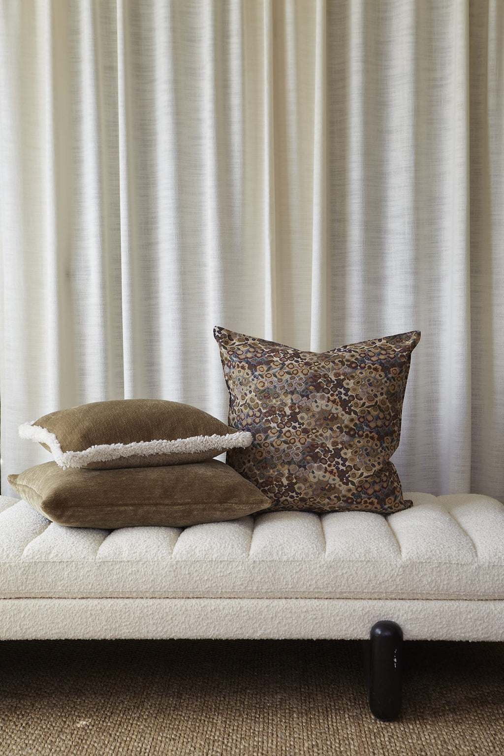 Ari chenille fringe cushion, 50X50, touch of gold