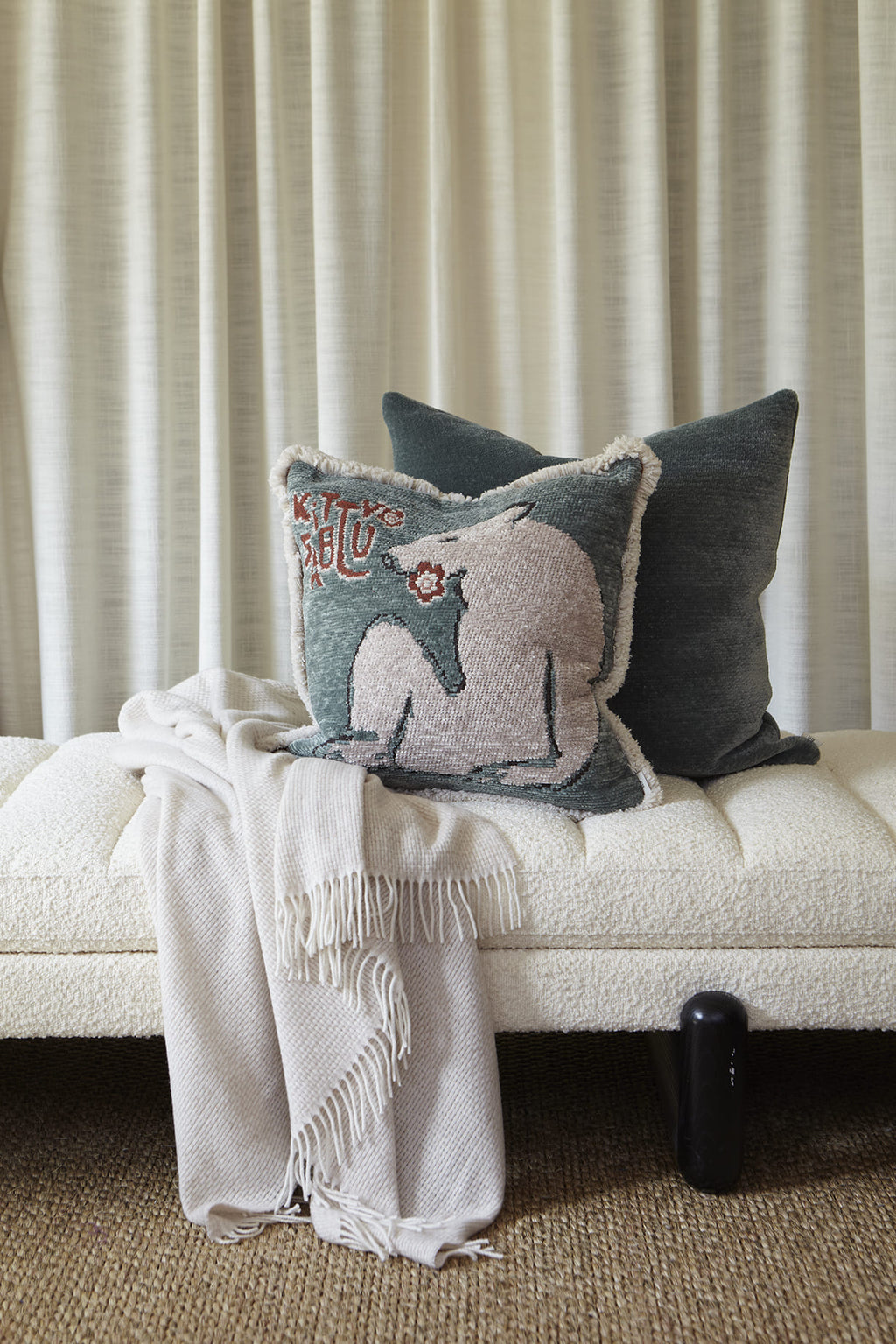 Ari chenille cushion, 60X60, soft green