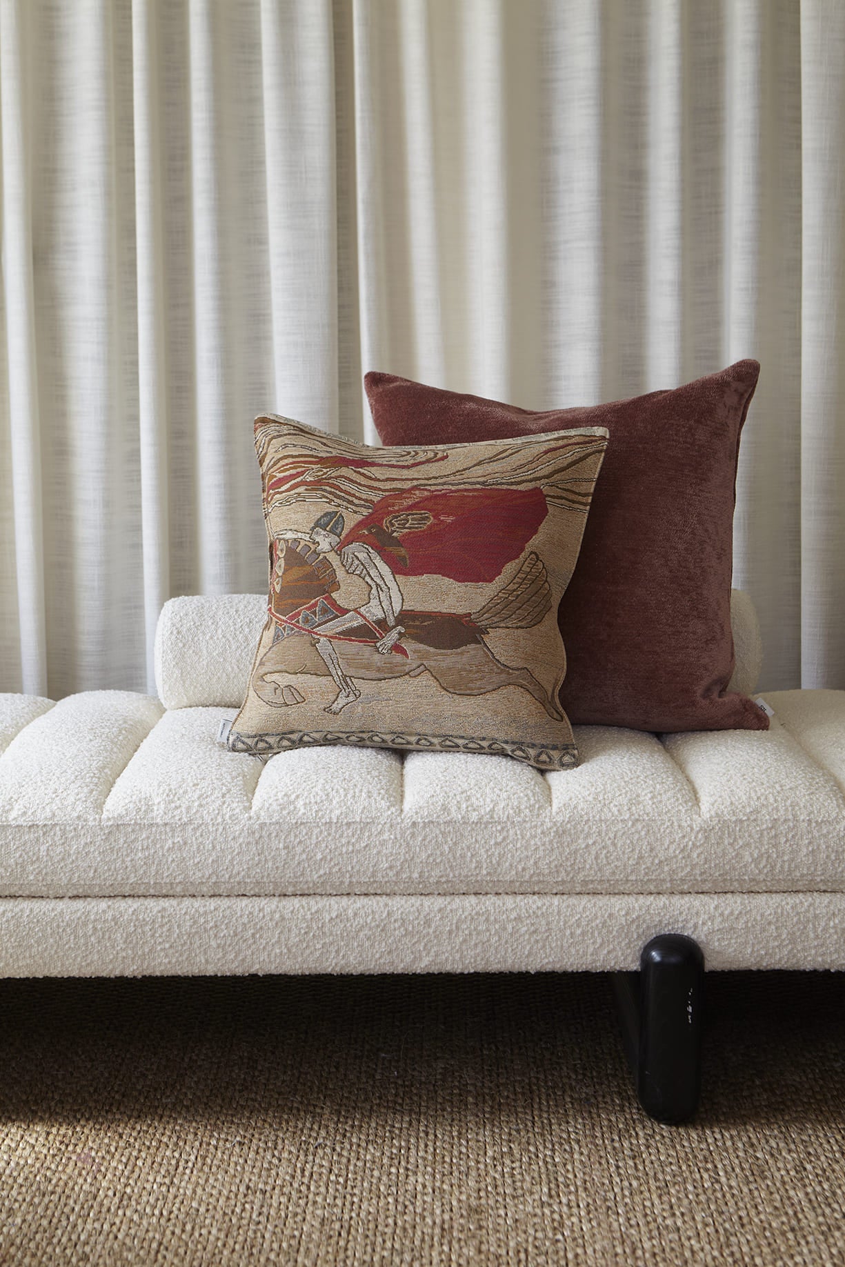 Ari chenille cushion, 60X60, vintage pink