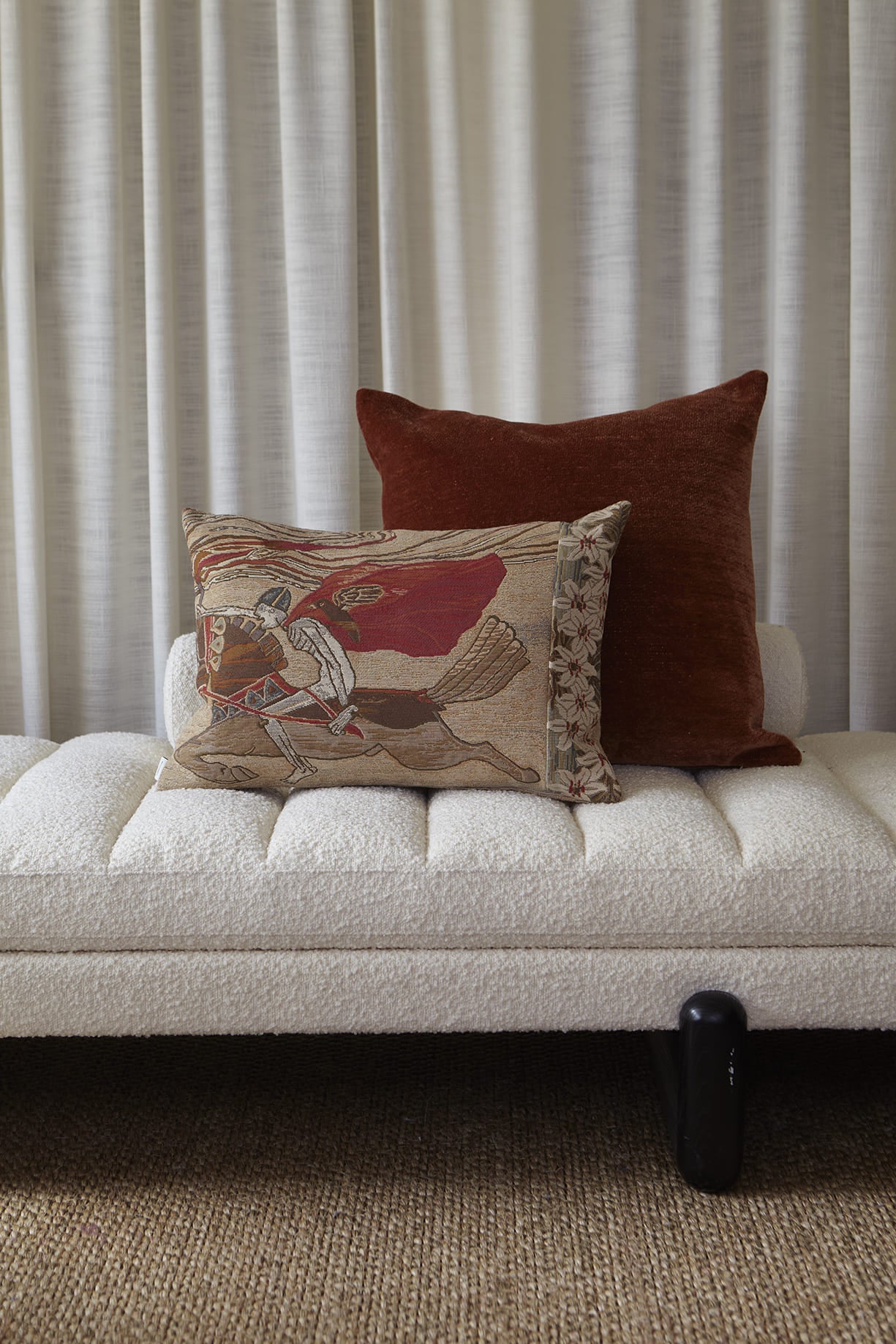 GM horse cushion, 40X60, beige/coral