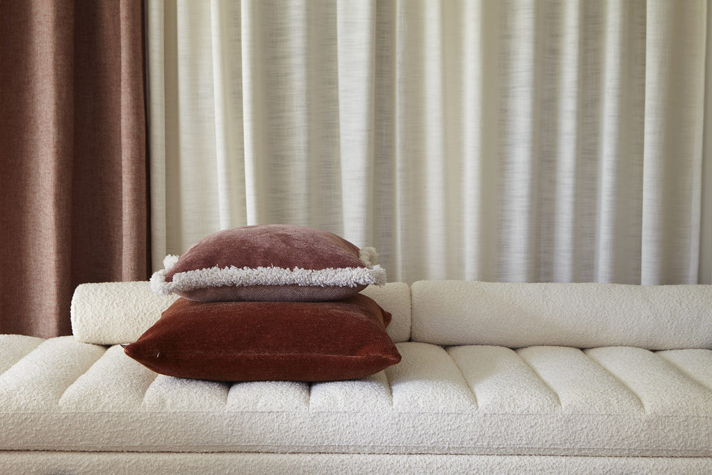 Ari chenille cushion, 60X60, ruby rust