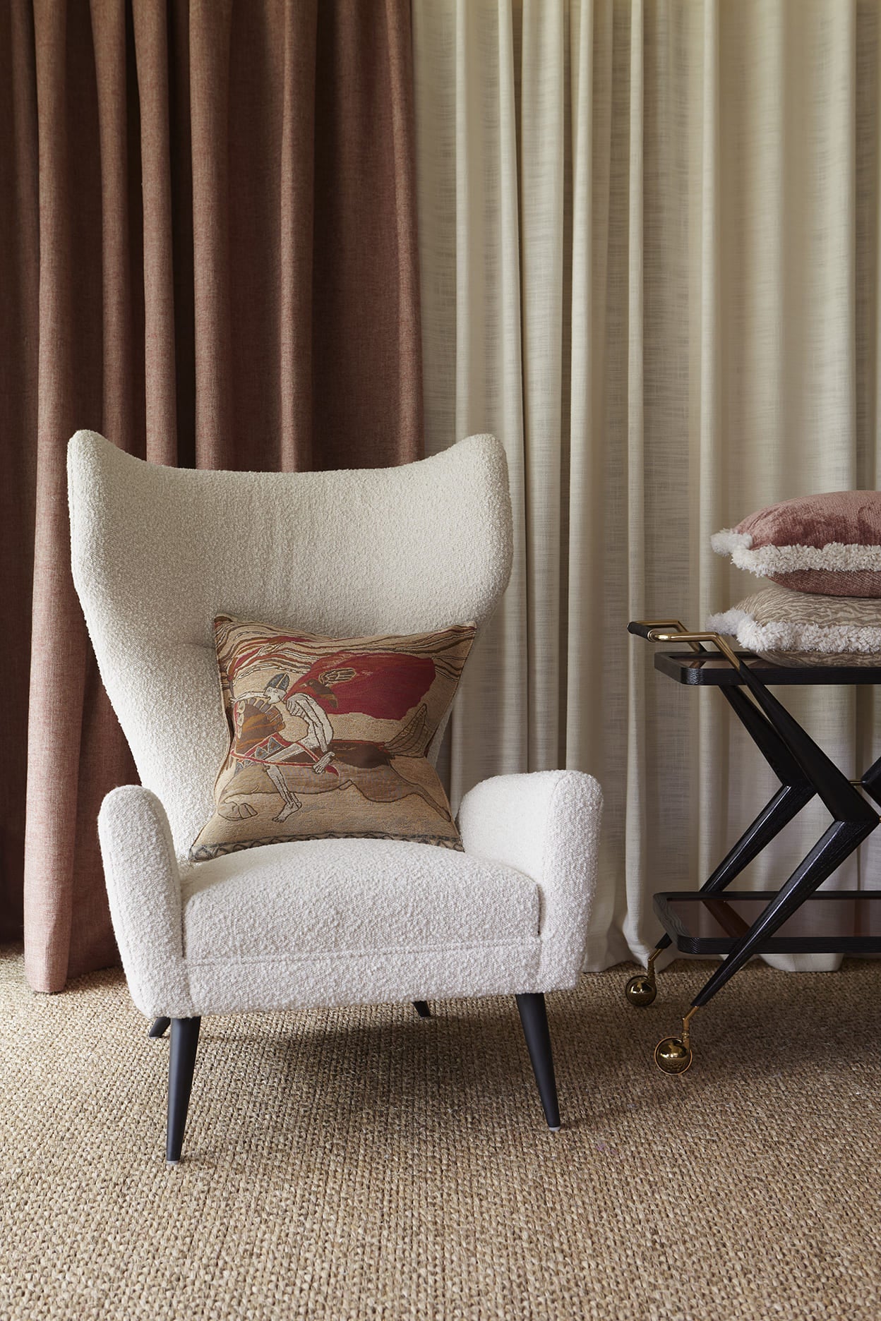GM horse cushion, 50X50, beige/coral