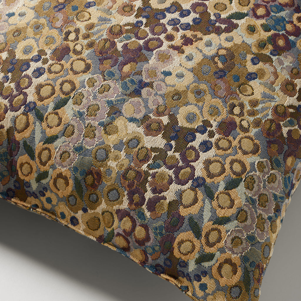 Alethe flower cushion, multi