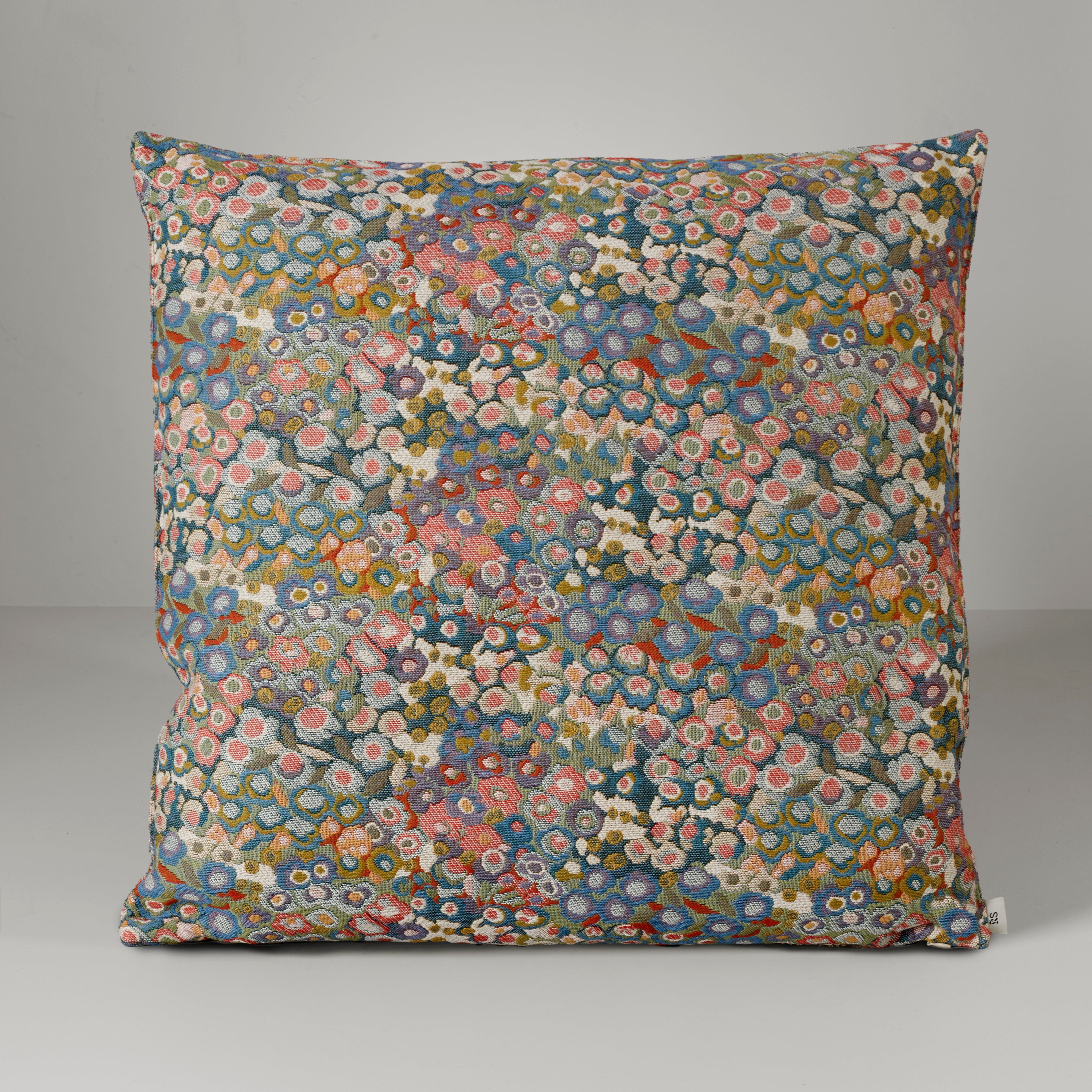 Alethe spring flower, blue