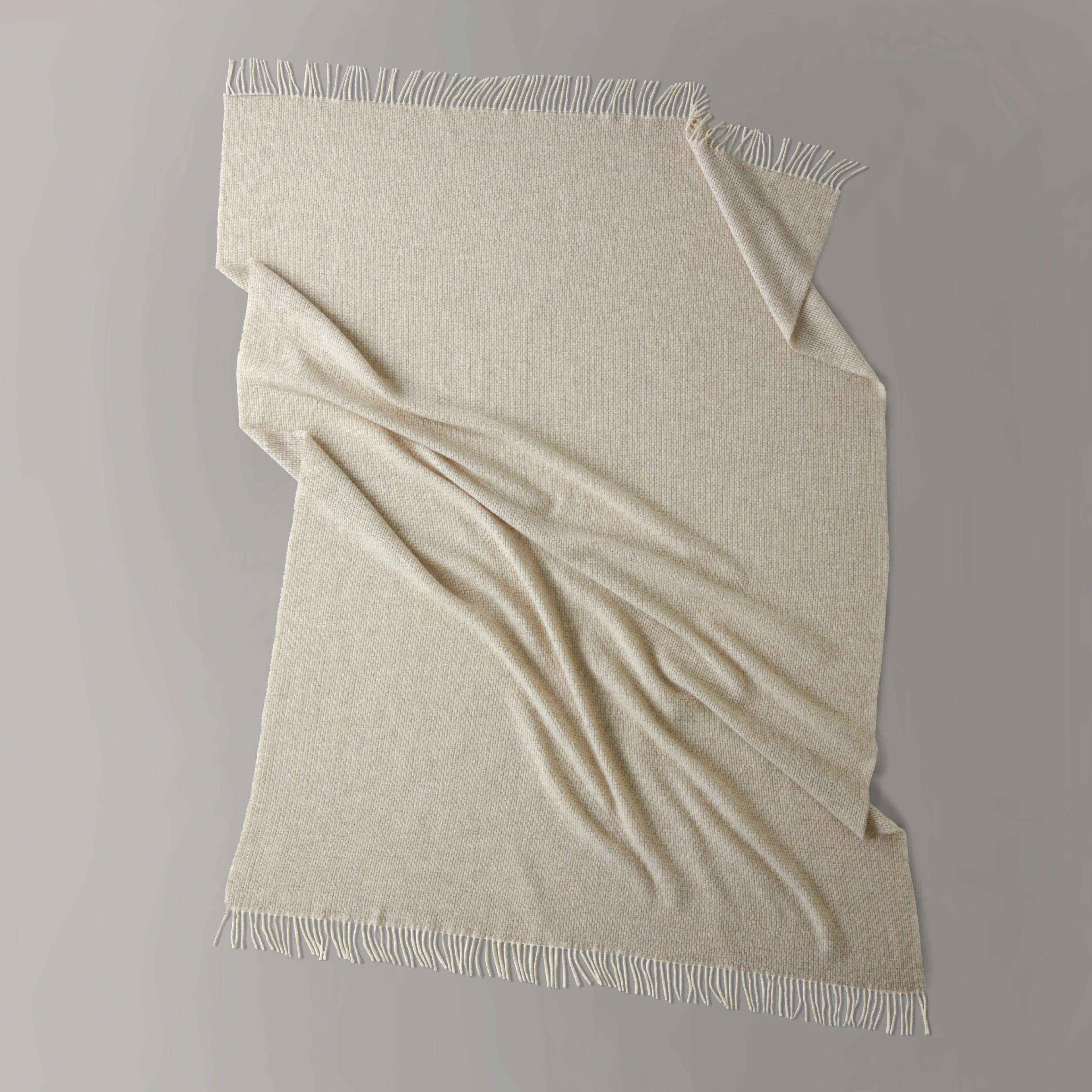 Aira throw, 130X190, soft cream