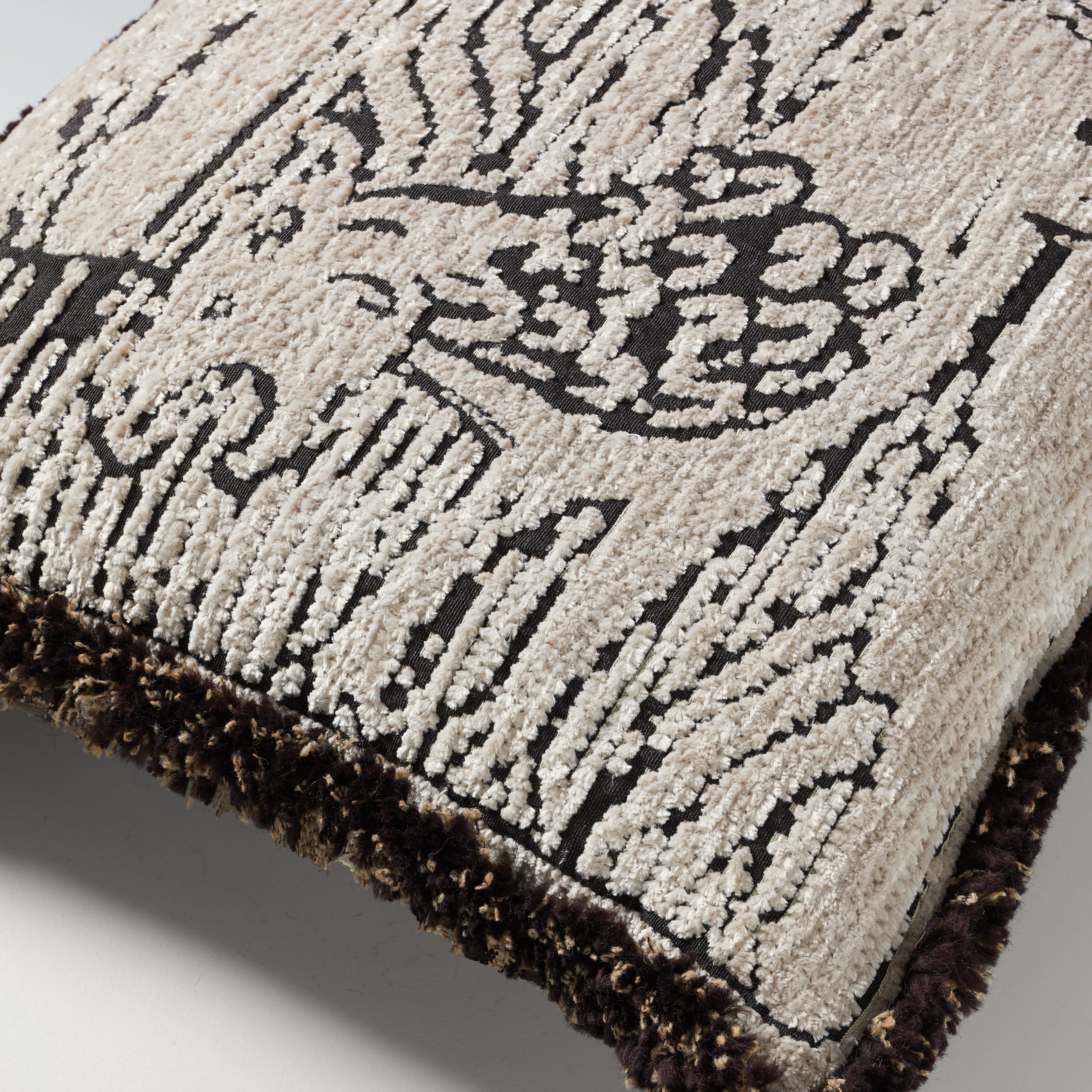 GM lion fringe cushion, 50X50, beige/brown