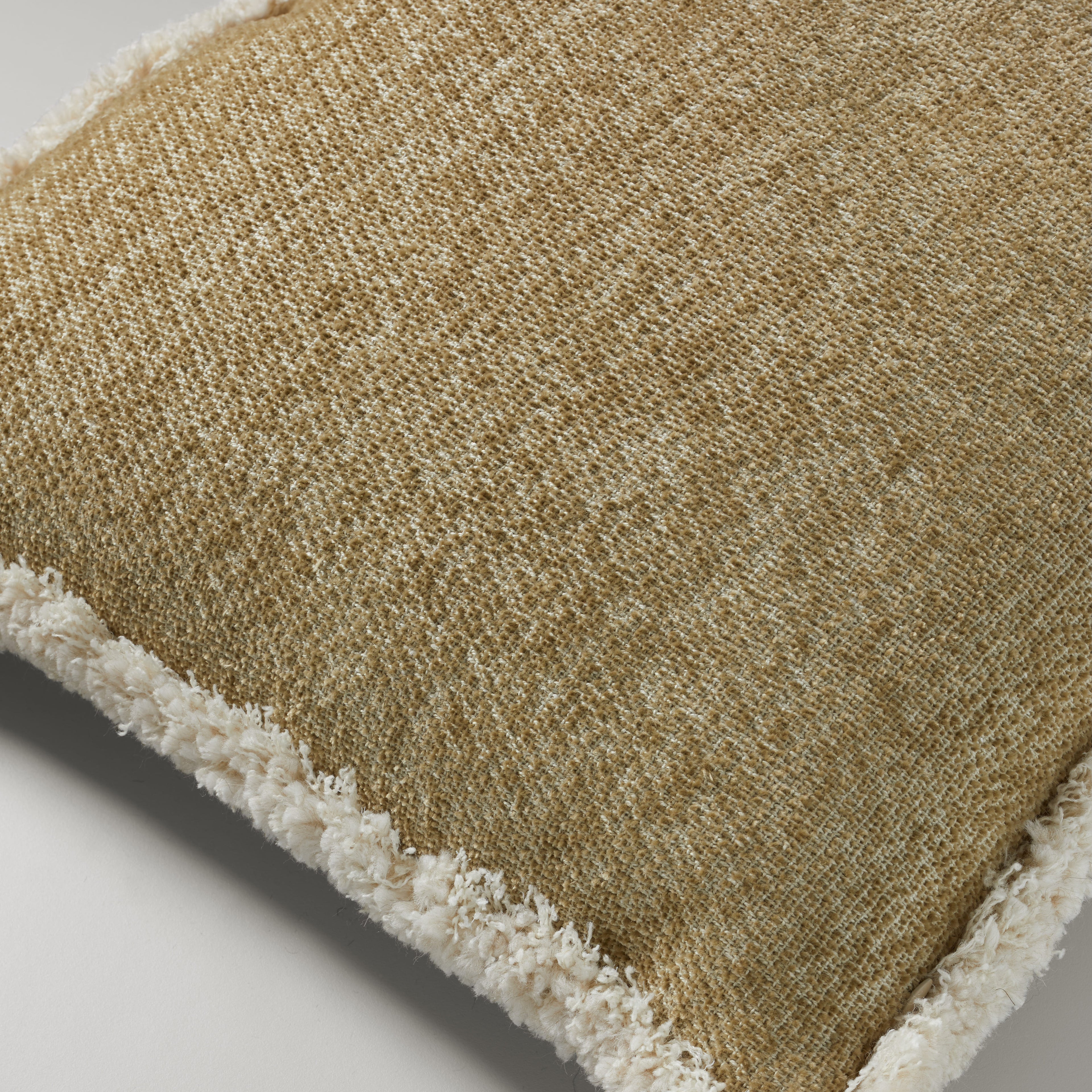 Ari chenille fringe cushion, 50X50, touch of gold