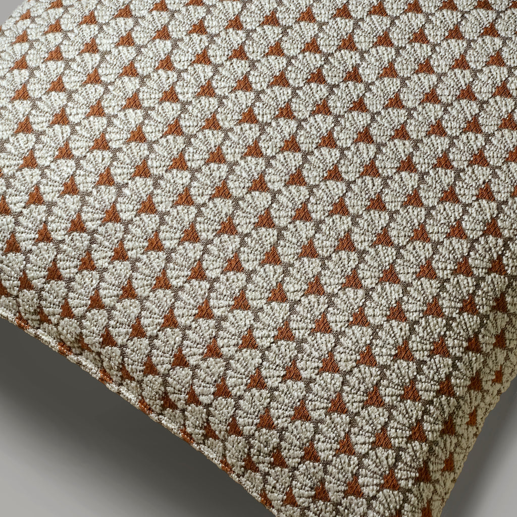 Frida daisy cushion, rust/ivory
