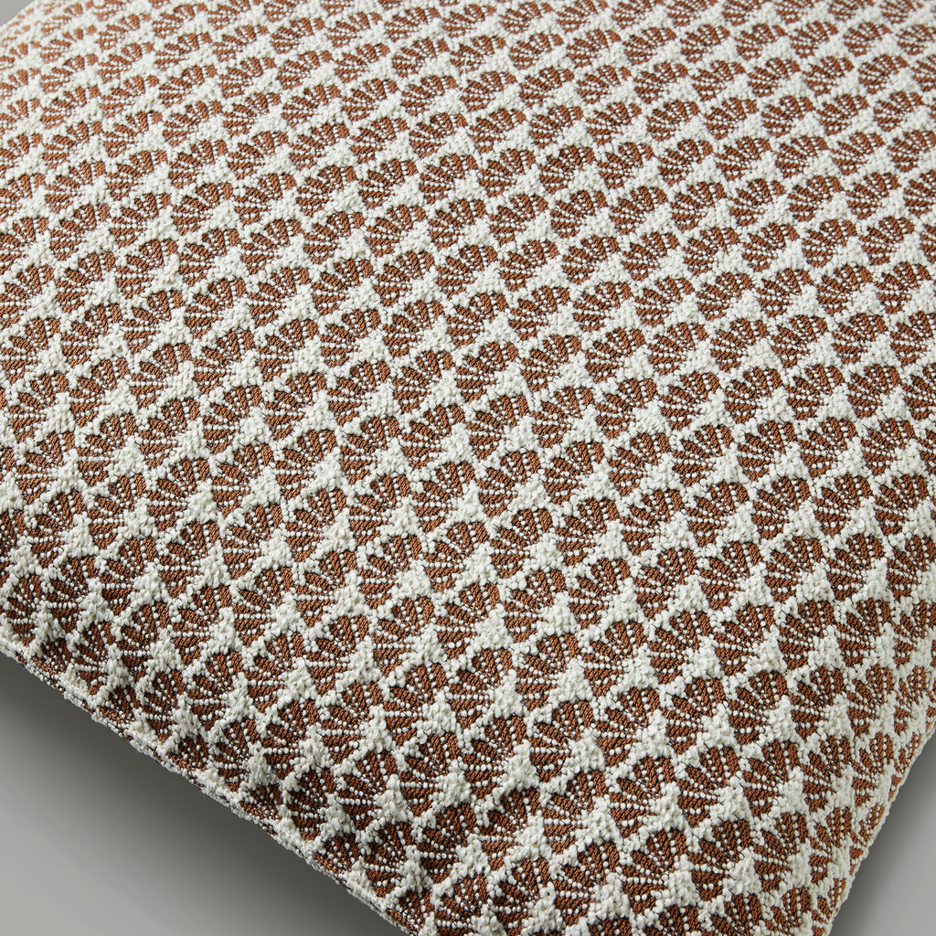 Frida daisy cushion REVERSE, 60X60, rust/ivory