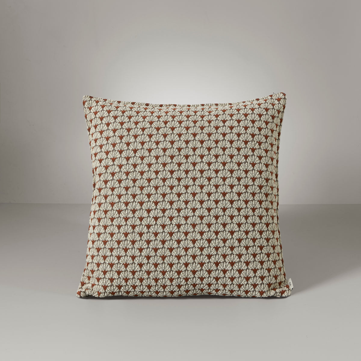Frida daisy cushion, rust/ivory